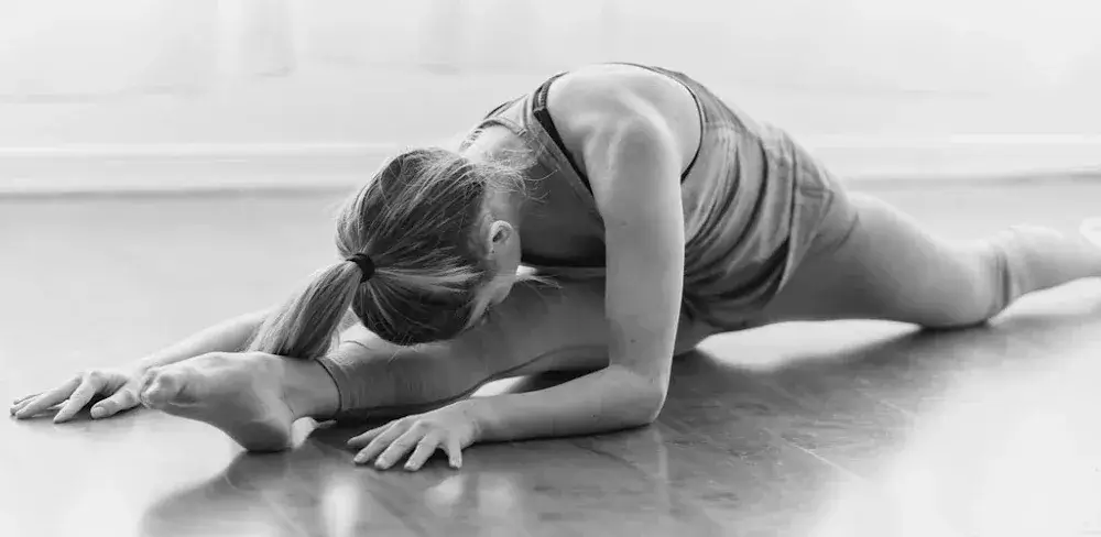 Splits. Stretching in 30 days icon